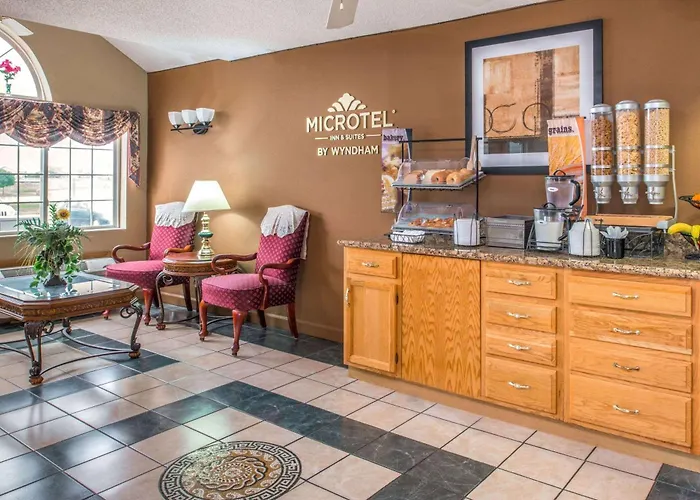 Microtel Inn & Suites Lincoln