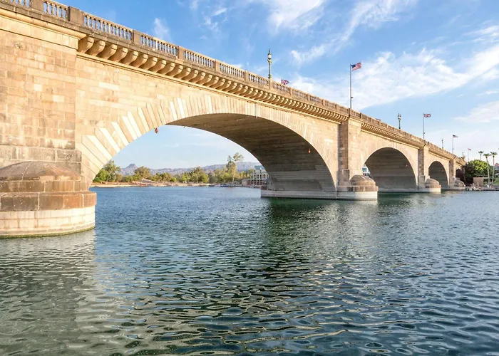 Super 8 By Wyndham Lake Havasu City