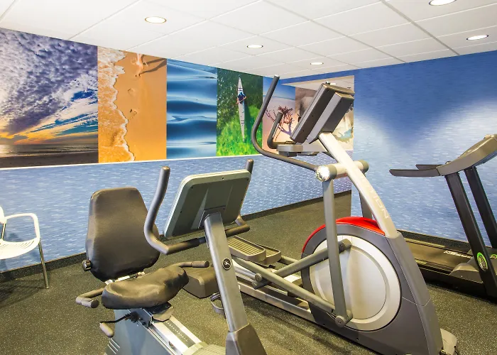 Holiday Inn Express & Suites Clearwater North/Dunedin
