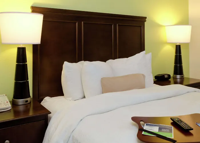 Hampton Inn & Suites Miami-Doral Dolphin Mall