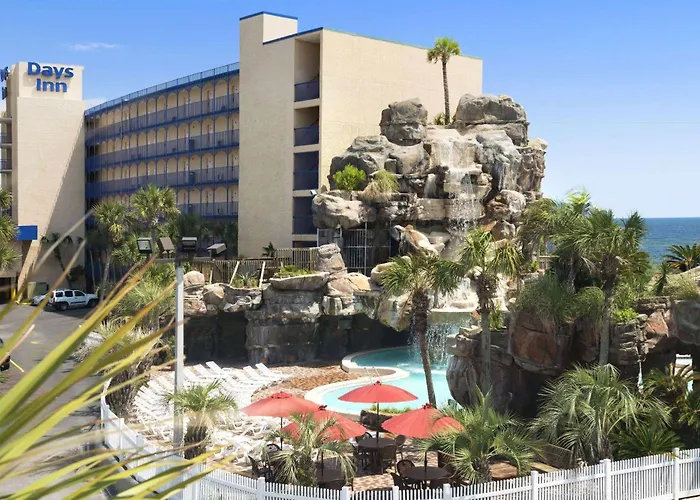 Days Inn By Wyndham Panama City Beach Beachfront Resort