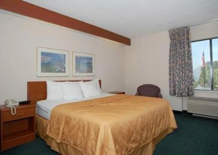 Baymont By Wyndham Mooresville