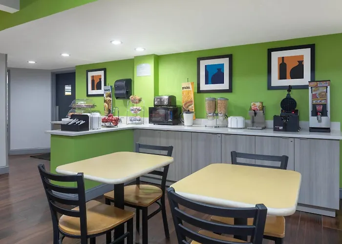 Microtel Inn By Wyndham Lake Norman