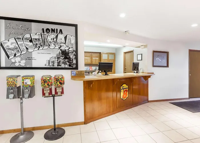 Super 8 By Wyndham Ionia Mi