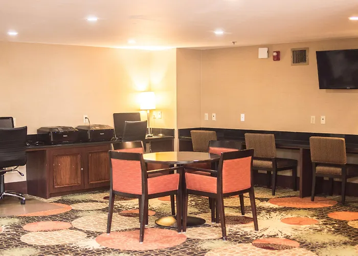 Radisson Hotel Detroit-Farmington Hills
