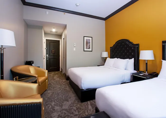 Hotel Clarendon