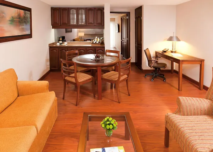 Hotel Windsor House Inn By Geh Suites