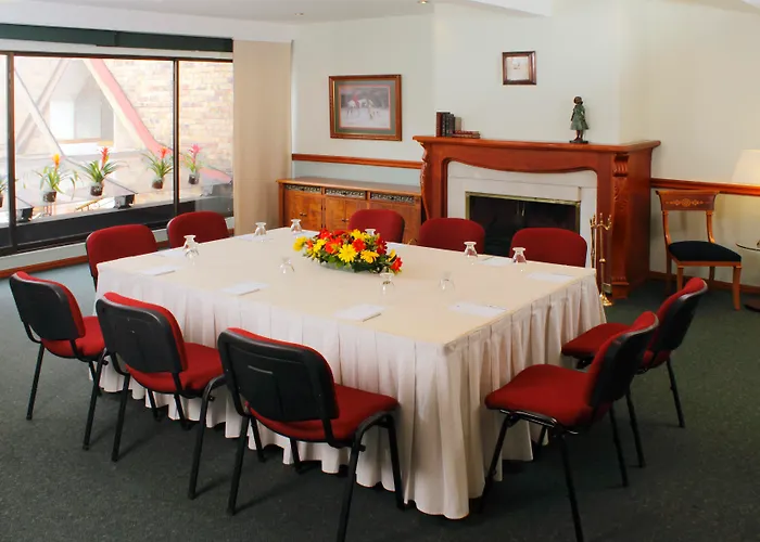 Hotel Windsor House Inn By Geh Suites