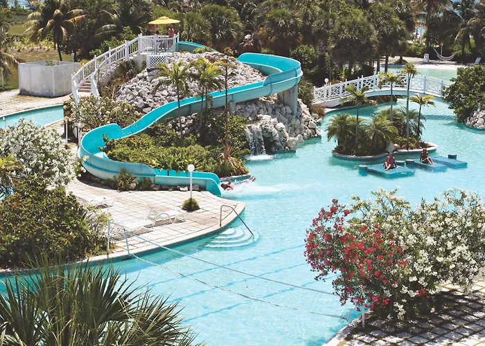 Flamingo Bay Hotel & Marina