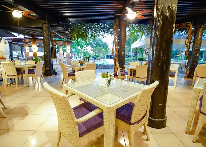 Cebu White Sands Resort And Spa