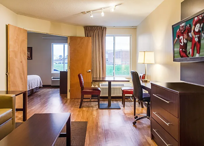 Red Roof Inn Plus+ Boston - Logan