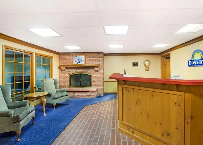 Days Inn By Wyndham Auburn