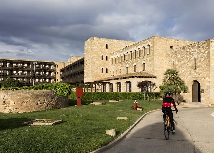 Parador De Tortosa