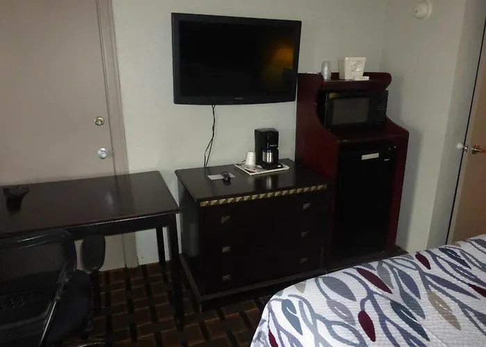 Red Roof Inn Evergreen