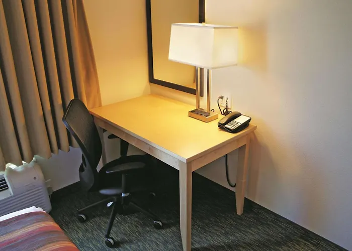 La Quinta By Wyndham Grand Forks