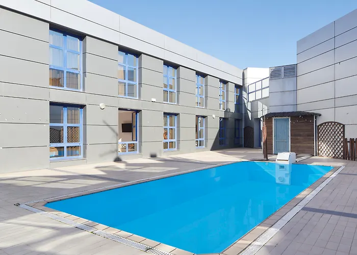 Iraipe Logrono Hotel