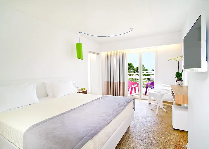Marathon Beach Resort