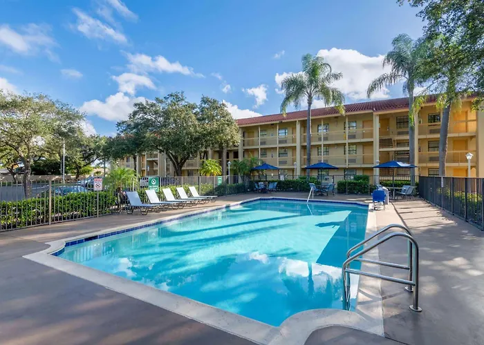 La Quinta East Deerfield Beach - Boca Raton