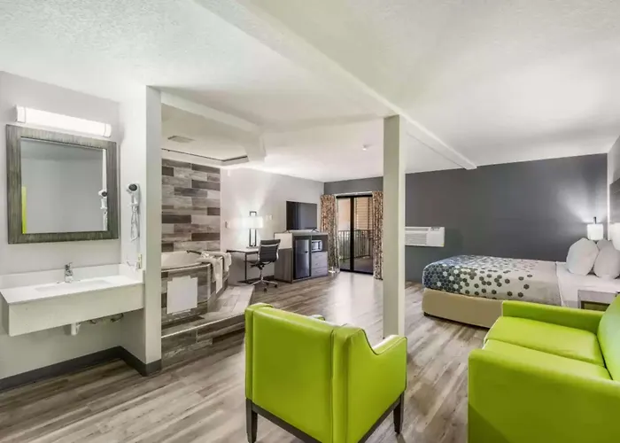 Sonesta Essential Des Moines
