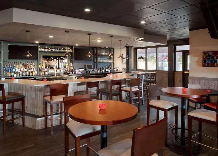 Ramada By Wyndham Uniontown