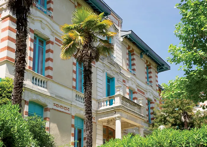 Résidence de Tourisme Vacances Bleues Villa Regina