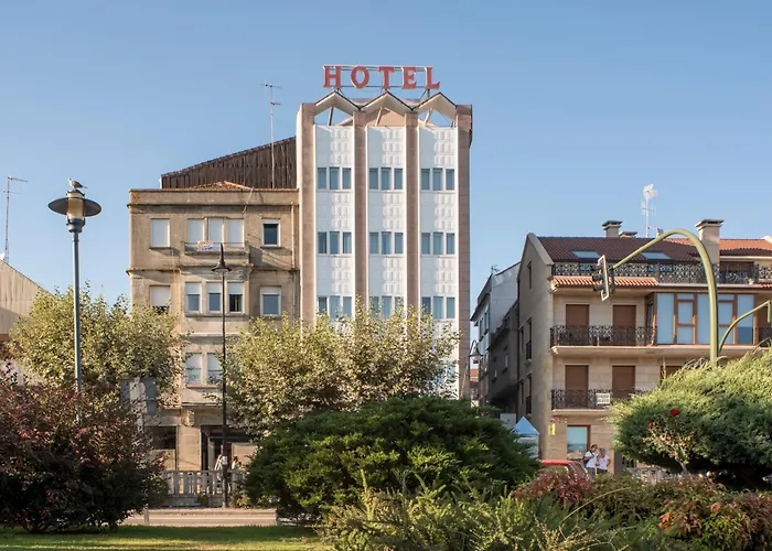 Hotel Airiños 3*