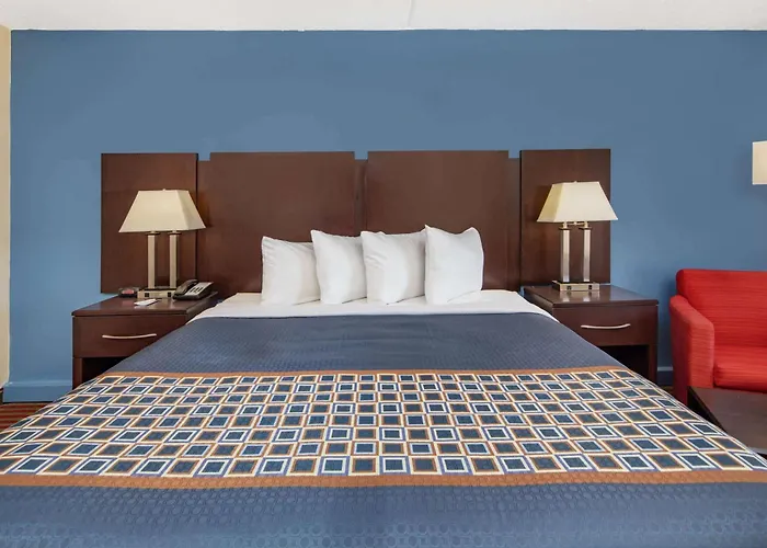 Travelodge By Wyndham Savannah Area/Richmond Hill