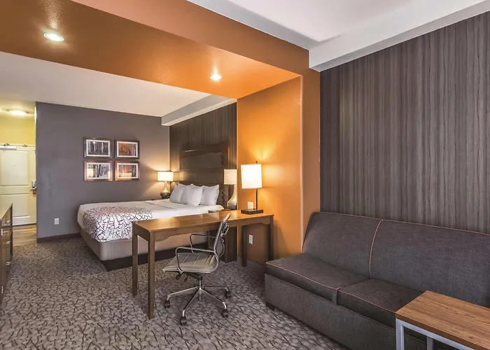 La Quinta By Wyndham Durango