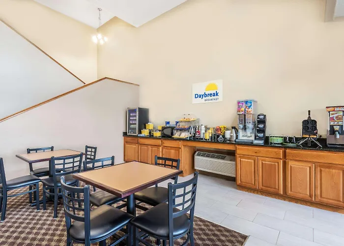 Days Inn By Wyndham Pueblo