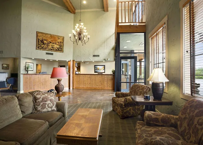 Super 8 By Wyndham Troy