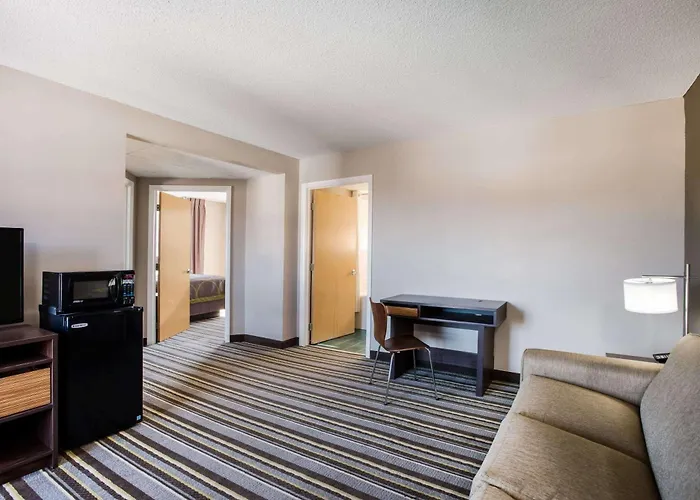 Super 8 By Wyndham Sevierville Riverside