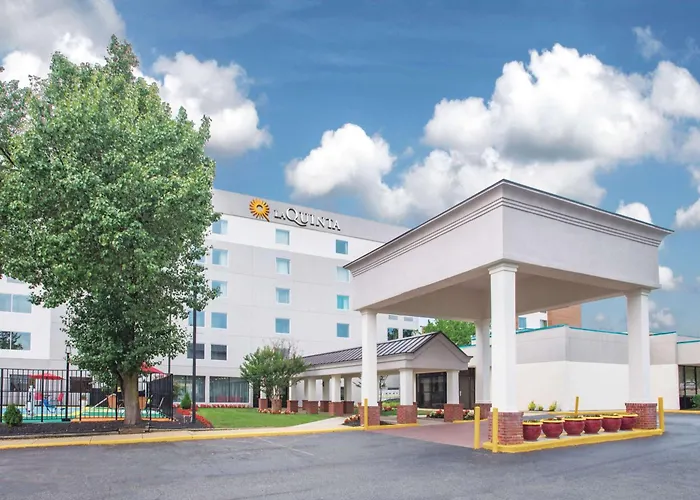 La Quinta Inn & Suites By Wyndham Dc Metro Capital Beltway