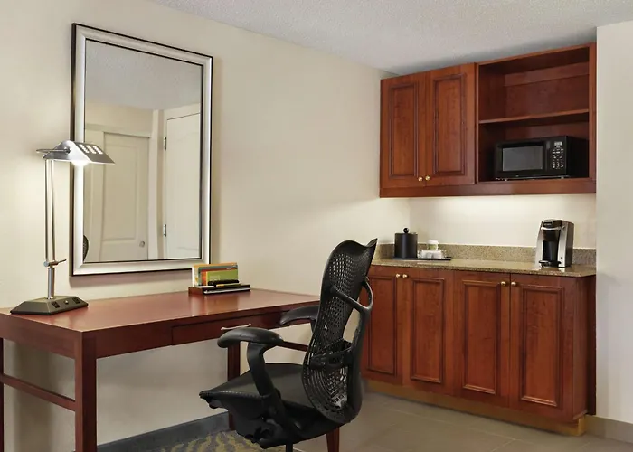 Hilton Garden Inn Shelton