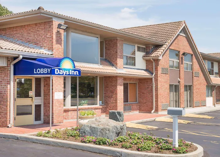 Days Inn By Wyndham New Haven