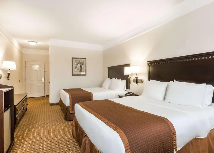 Baymont By Wyndham Galveston