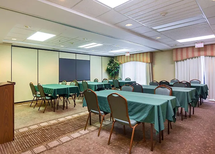 Quality Inn & Suites Kearneysville - Martinsburg