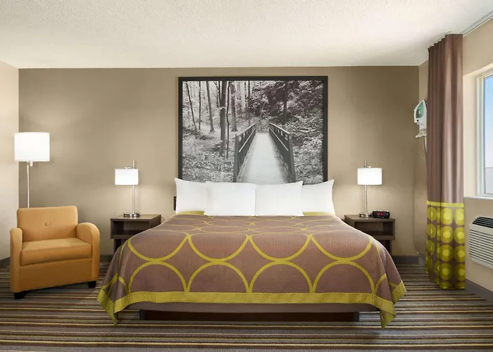 Super 8 By Wyndham Liberal Ks