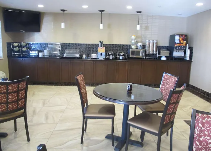 Best Western Woodland Inn