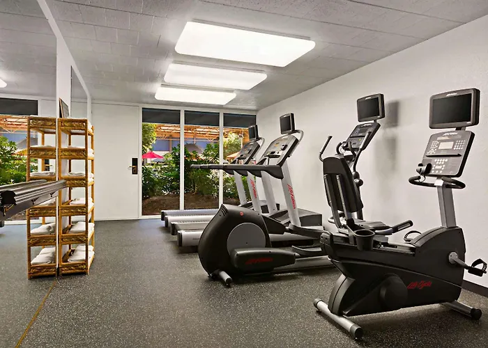 Holiday Inn Clarion
