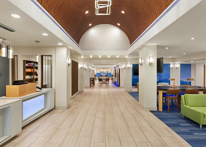 Holiday Inn Express & Suites Mission-Mcallen Area By Ihg