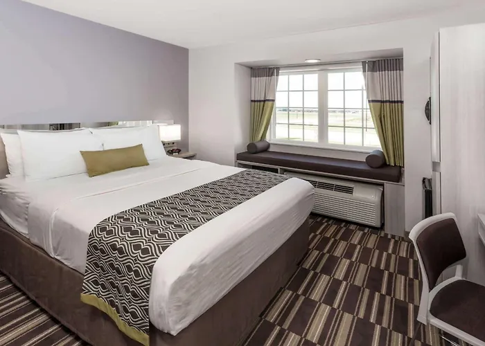 Microtel Inn & Suites By Wyndham West Fargo Near Medical Center