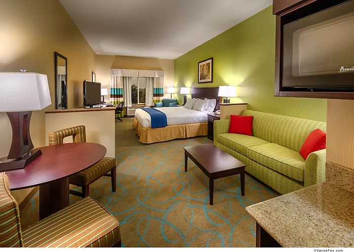 Hampton Inn & Suites Red Bluff