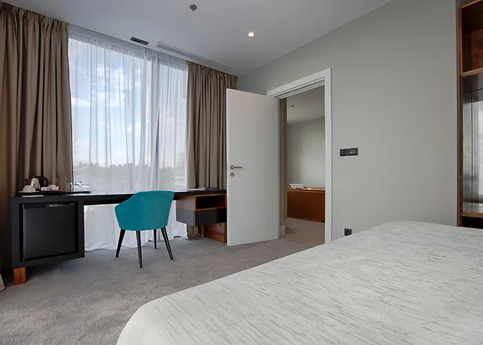 Marvie Hotel & Health