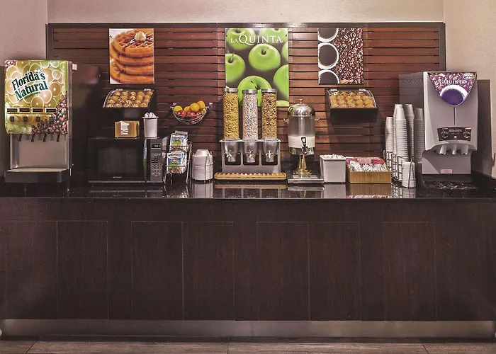 La Quinta Inn By Wyndham Laredo I-35