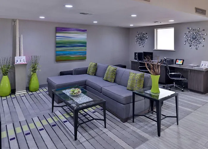 Comfort Inn & Suites Frisco - Plano