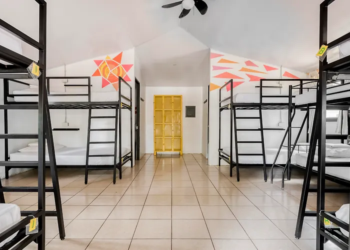 Slumber Party Tamarindo