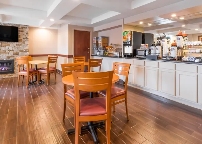 Baymont By Wyndham Georgetown Lexington North