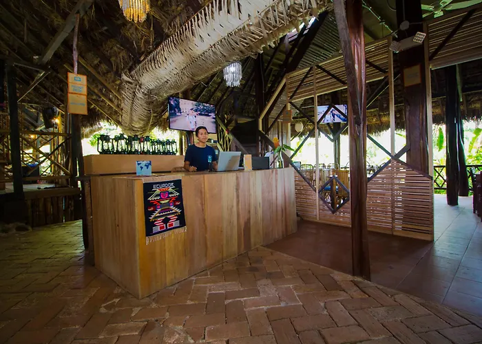 Cotococha Amazon River Lodge