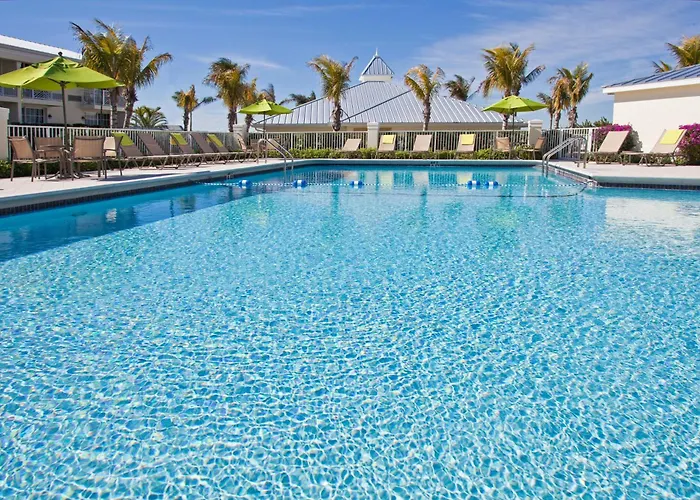 Holiday Inn Express- North Palm Beach And Ihg Hotel