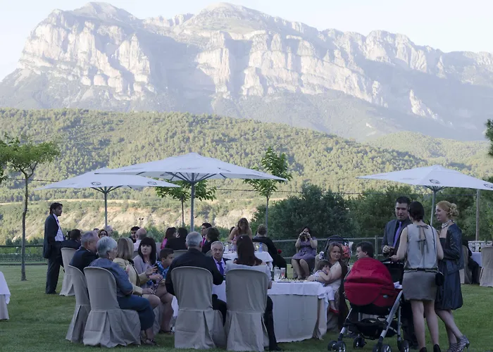 Hotel & Spa Pena Montanesa